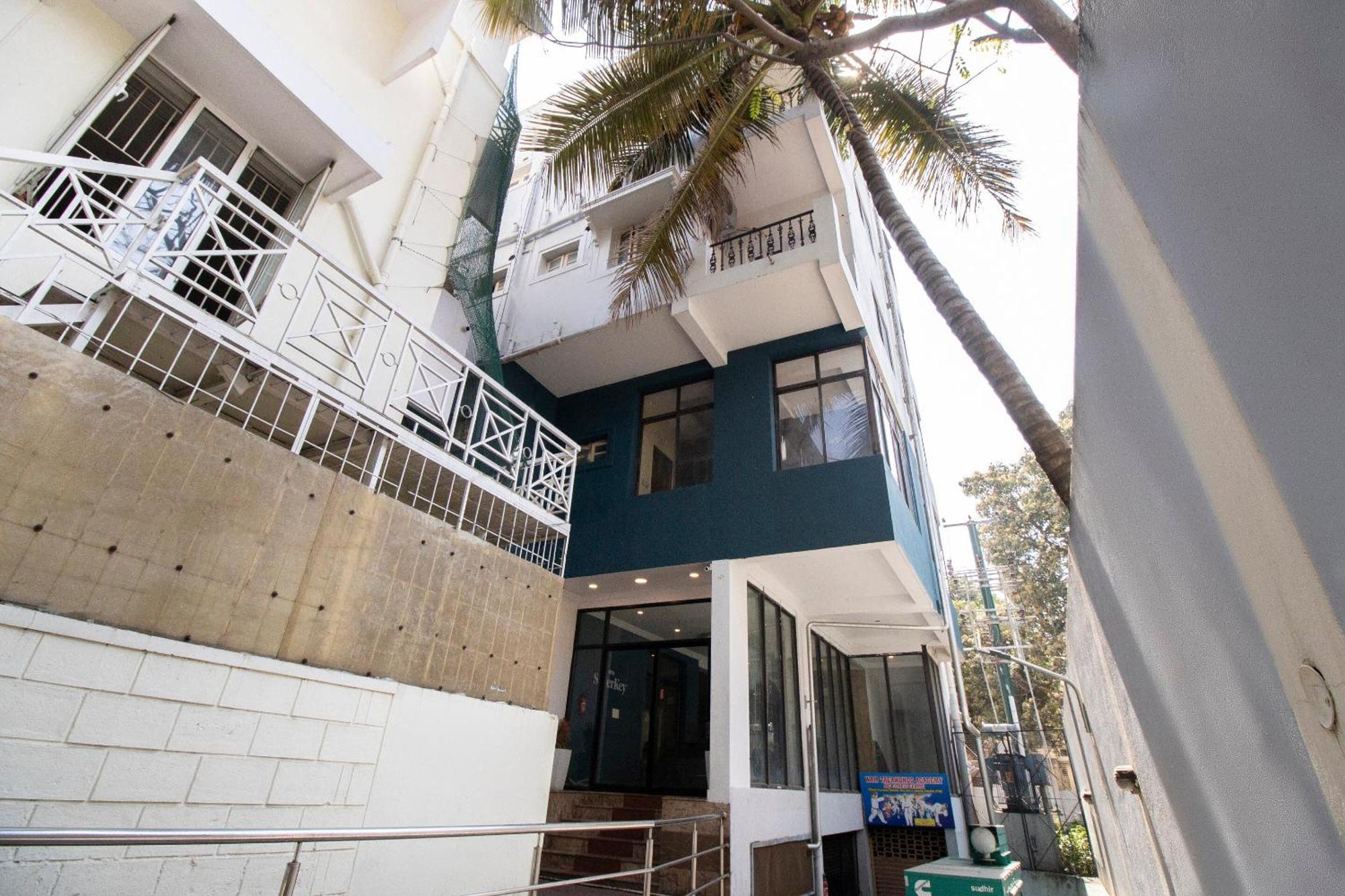 Collection O Victorian Comforts Bangalore Exterior foto
