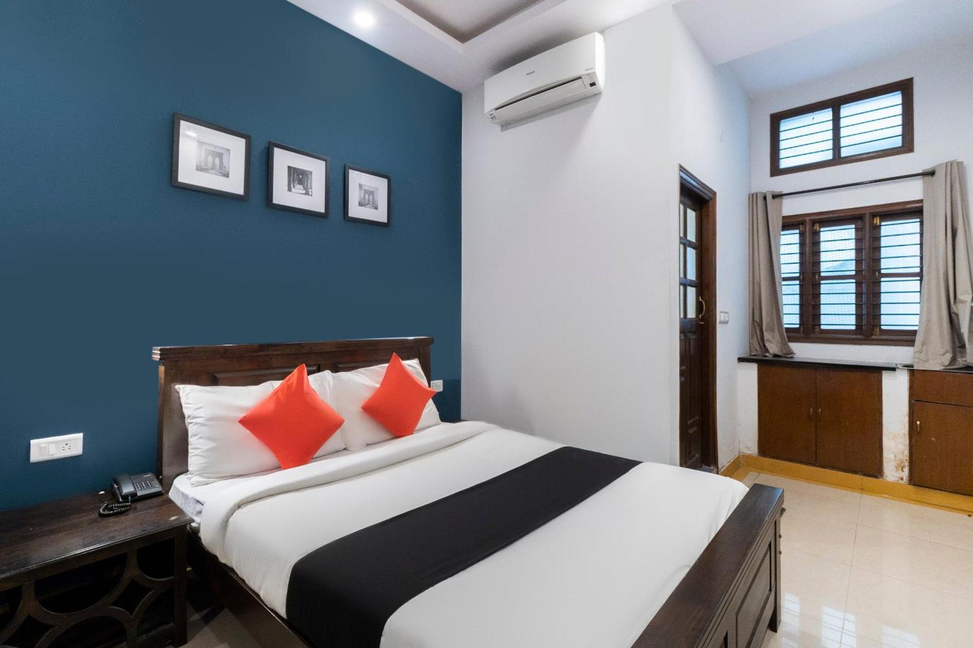 Collection O Victorian Comforts Bangalore Exterior foto